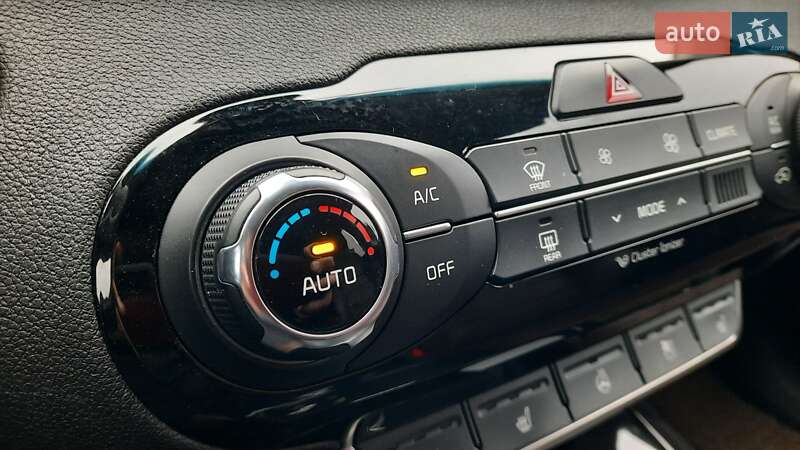 Внедорожник / Кроссовер Kia Sorento 2015 в Киеве фото 32 Внедорожник / Кроссовер Kia Sorento 2015 в Киеве