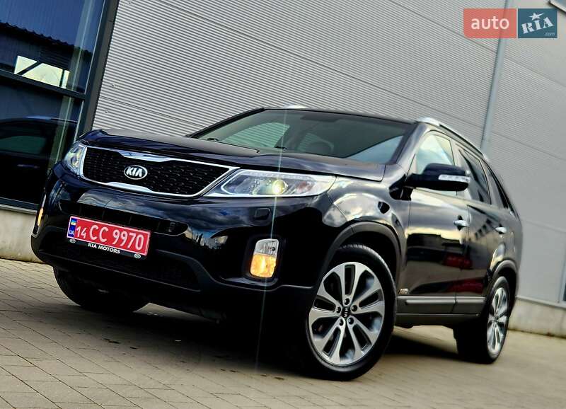 Позашляховик / Кросовер Kia Sorento 2015 в Івано-Франківську