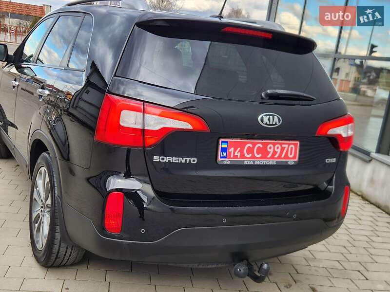 Позашляховик / Кросовер Kia Sorento 2015 в Івано-Франківську