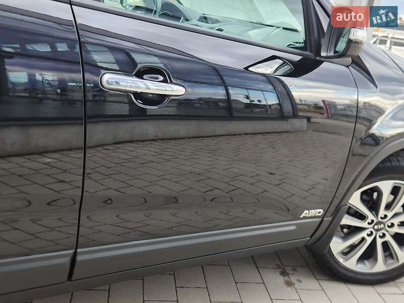 Позашляховик / Кросовер Kia Sorento 2015 в Івано-Франківську