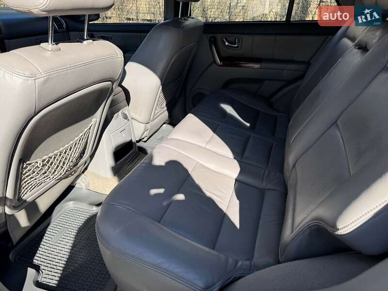 Позашляховик / Кросовер Kia Sorento 2005 в Києві