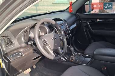 Внедорожник / Кроссовер Kia Sorento 2012 в 