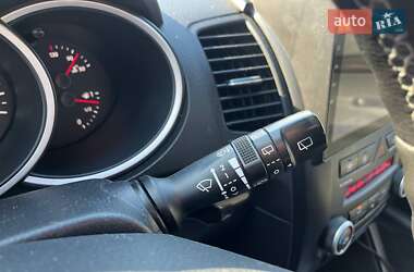Внедорожник / Кроссовер Kia Sorento 2011 в 