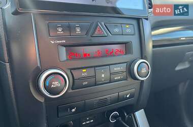 Внедорожник / Кроссовер Kia Sorento 2011 в 