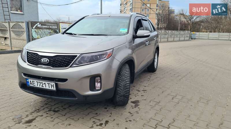 Позашляховик / Кросовер Kia Sorento 2014 в Кривому Розі
