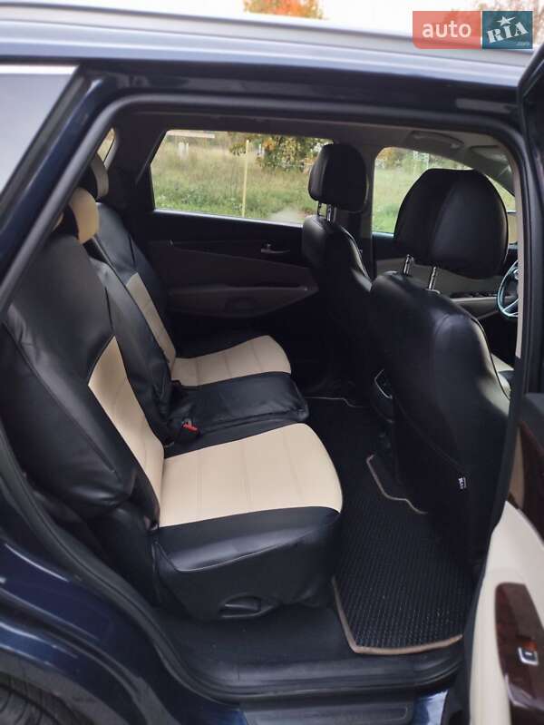 Позашляховик / Кросовер Kia Sorento 2016 в Рівному