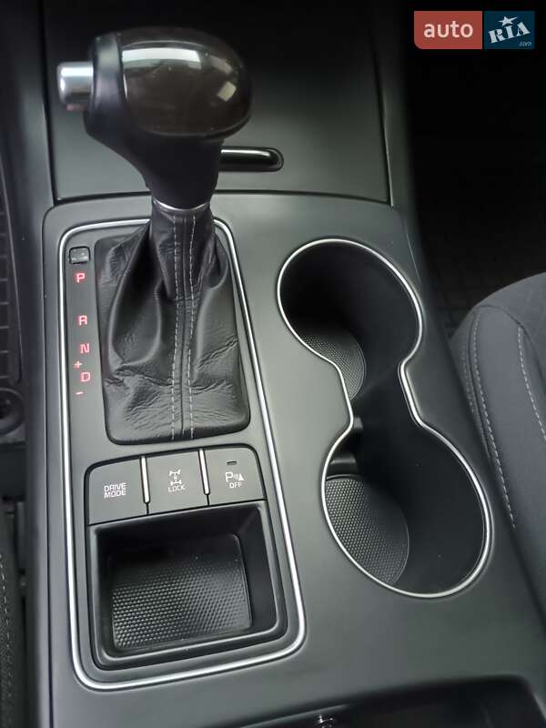 Внедорожник / Кроссовер Kia Sorento 2017 в Коломые