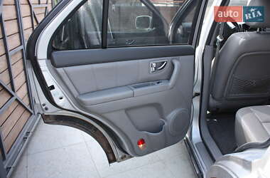 Внедорожник / Кроссовер Kia Sorento 2005 в 