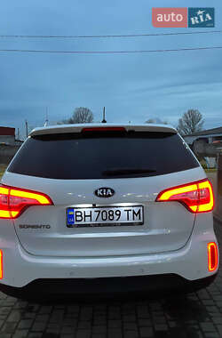 Внедорожник / Кроссовер Kia Sorento 2013 в 