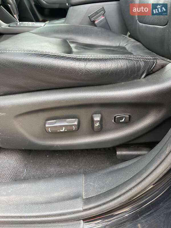 Внедорожник / Кроссовер Kia Sorento 2012 в Львове