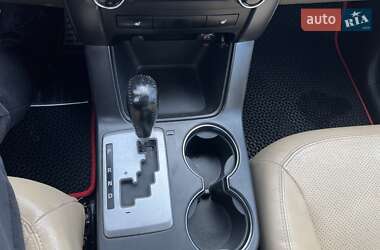 Внедорожник / Кроссовер Kia Sorento 2011 в 
