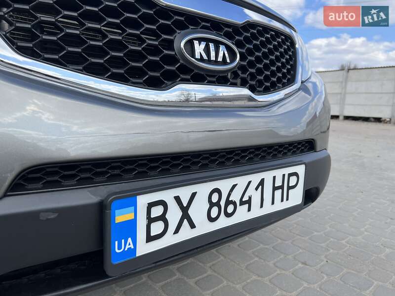 Внедорожник / Кроссовер Kia Sorento 2011 в Белогорье