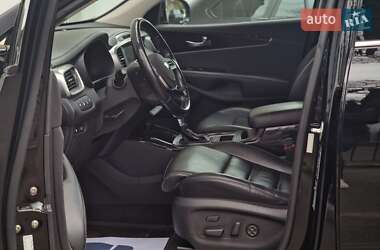 Внедорожник / Кроссовер Kia Sorento 2019 в 