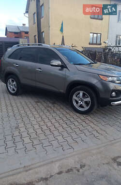 Внедорожник / Кроссовер Kia Sorento 2011 в Самборе