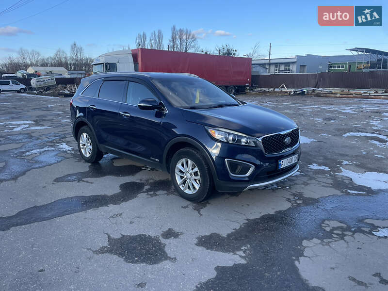 Внедорожник / Кроссовер Kia Sorento 2016 в Белой Церкви