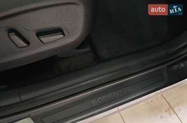Внедорожник / Кроссовер Kia Sorento 2015 в 