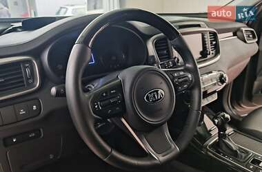 Внедорожник / Кроссовер Kia Sorento 2015 в 