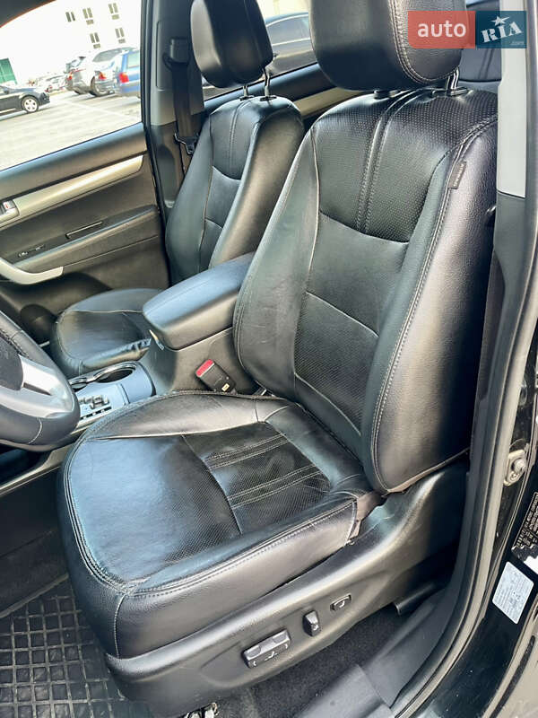 Позашляховик / Кросовер Kia Sorento 2011 в Чернігові