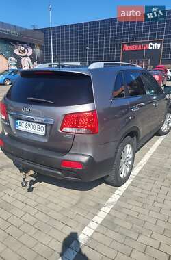Внедорожник / Кроссовер Kia Sorento 2012 в 
