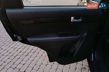 Внедорожник / Кроссовер Kia Sorento 2010 в 