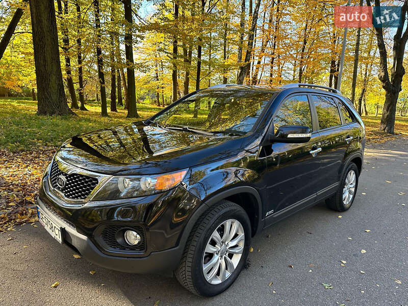 Позашляховик / Кросовер Kia Sorento 2012 в Чернівцях