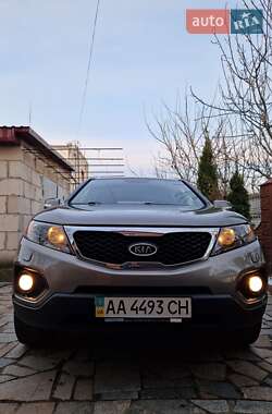 Внедорожник / Кроссовер Kia Sorento 2010 в 