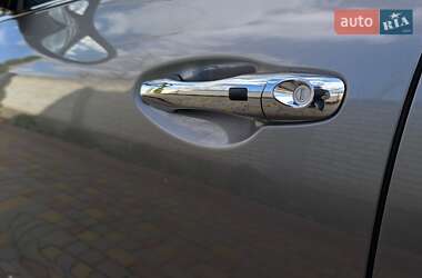 Внедорожник / Кроссовер Kia Sorento 2015 в 