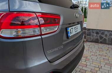 Внедорожник / Кроссовер Kia Sorento 2015 в 