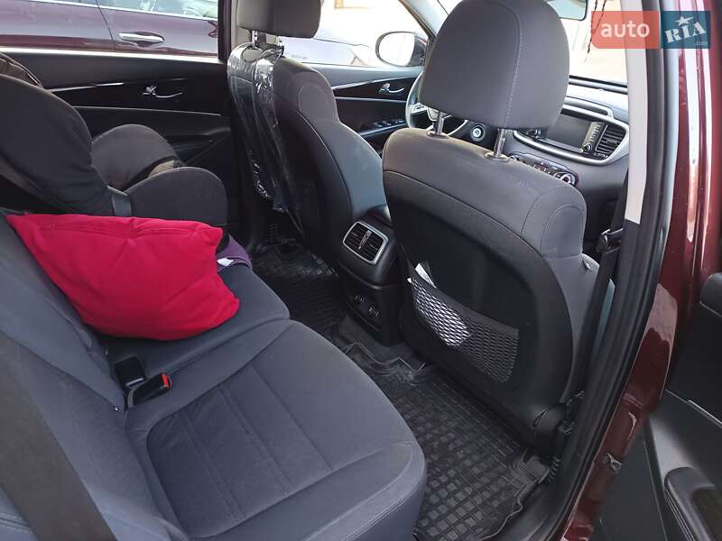 Позашляховик / Кросовер Kia Sorento 2018 в Чорткові