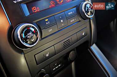 Внедорожник / Кроссовер Kia Sorento 2012 в 
