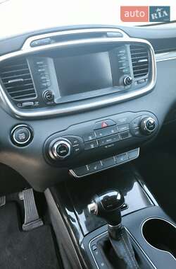 Внедорожник / Кроссовер Kia Sorento 2016 в 