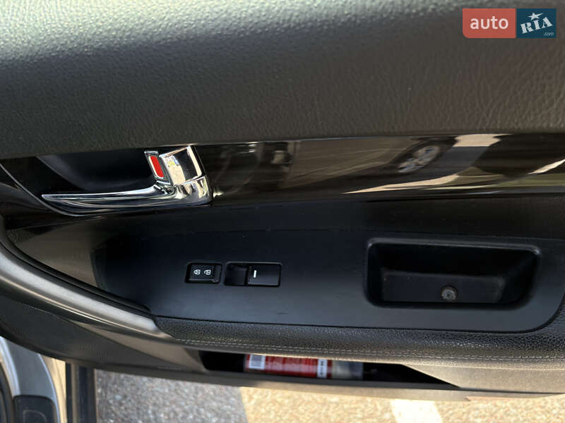 Позашляховик / Кросовер Kia Sorento 2012 в Житомирі