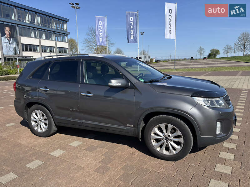 Позашляховик / Кросовер Kia Sorento 2014 в Івано-Франківську