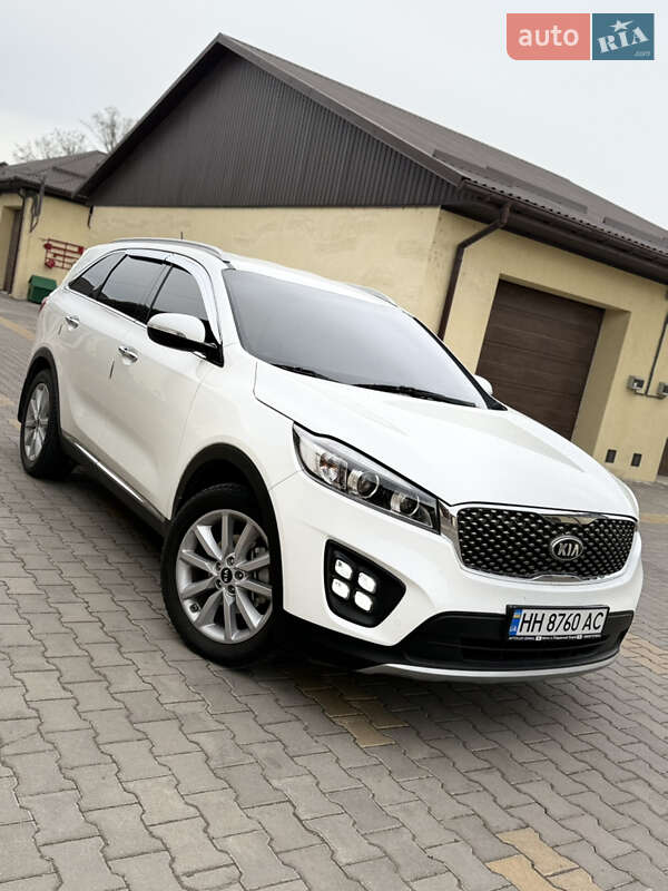 Внедорожник / Кроссовер Kia Sorento 2016 в 