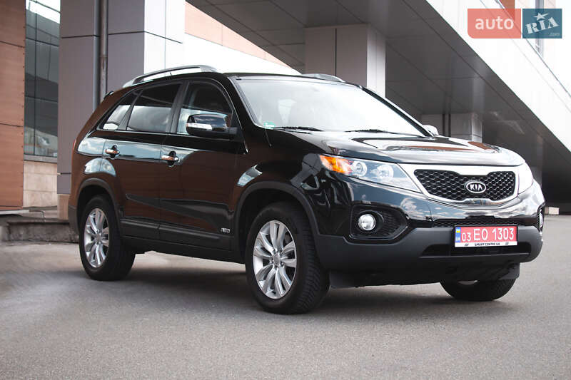 Внедорожник / Кроссовер Kia Sorento 2010 в 