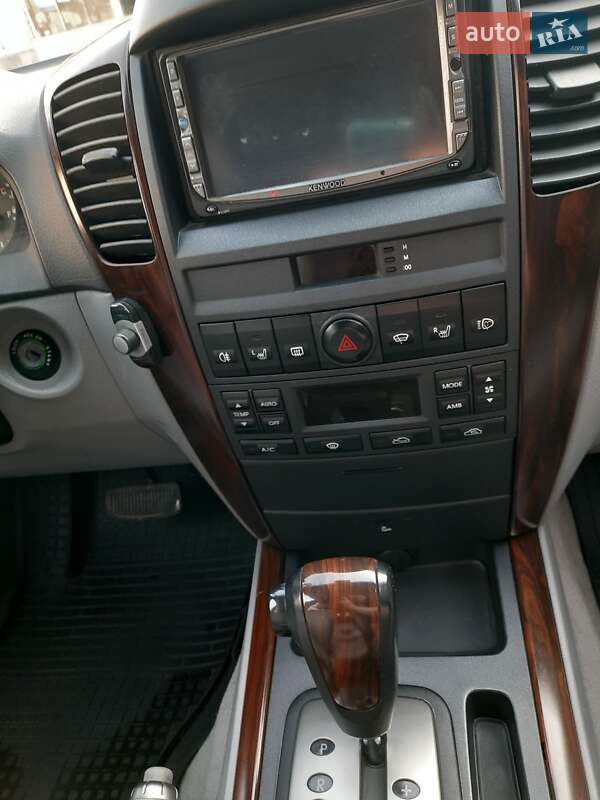 Внедорожник / Кроссовер Kia Sorento 2005 в Киеве
