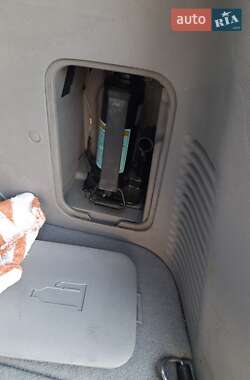 Внедорожник / Кроссовер Kia Sorento 2005 в 