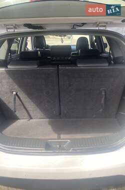 Внедорожник / Кроссовер Kia Sorento 2012 в 
