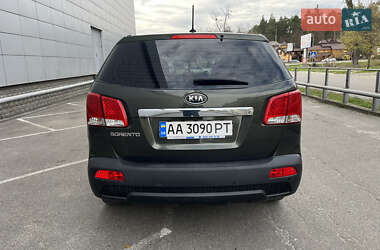 Внедорожник / Кроссовер Kia Sorento 2011 в 