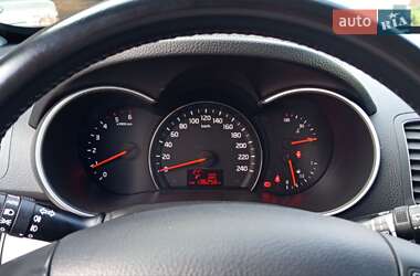 Внедорожник / Кроссовер Kia Sorento 2013 в 
