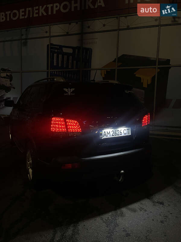 Внедорожник / Кроссовер Kia Sorento 2010 в Овруче