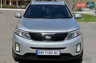 Позашляховик / Кросовер Kia Sorento 2012 в 
