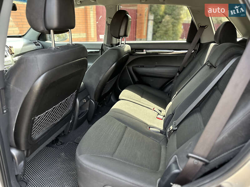 Позашляховик / Кросовер Kia Sorento 2013 в Вінниці фото 23 Позашляховик / Кросовер Kia Sorento 2013 в Вінниці