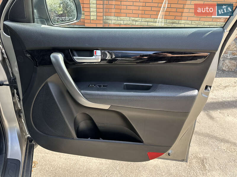 Позашляховик / Кросовер Kia Sorento 2013 в Вінниці фото 32 Позашляховик / Кросовер Kia Sorento 2013 в Вінниці