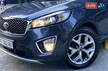 Позашляховик / Кросовер Kia Sorento 2015 в 