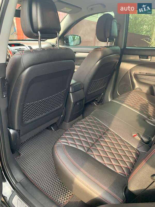 Позашляховик / Кросовер Kia Sorento 2011 в Чернігові