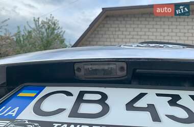 Внедорожник / Кроссовер Kia Sorento 2011 в 