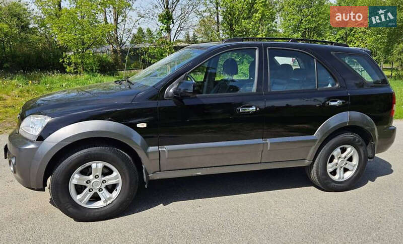 Позашляховик / Кросовер Kia Sorento 2004 в Сумах