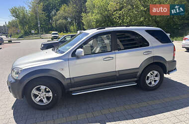 Позашляховик / Кросовер Kia Sorento 2005 в 