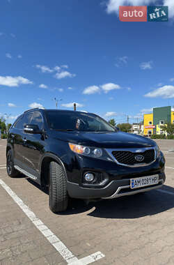 Позашляховик / Кросовер Kia Sorento 2011 в 